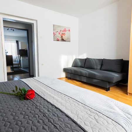 Apartma Ella Lovrenc na Pohorju Exteriör bild