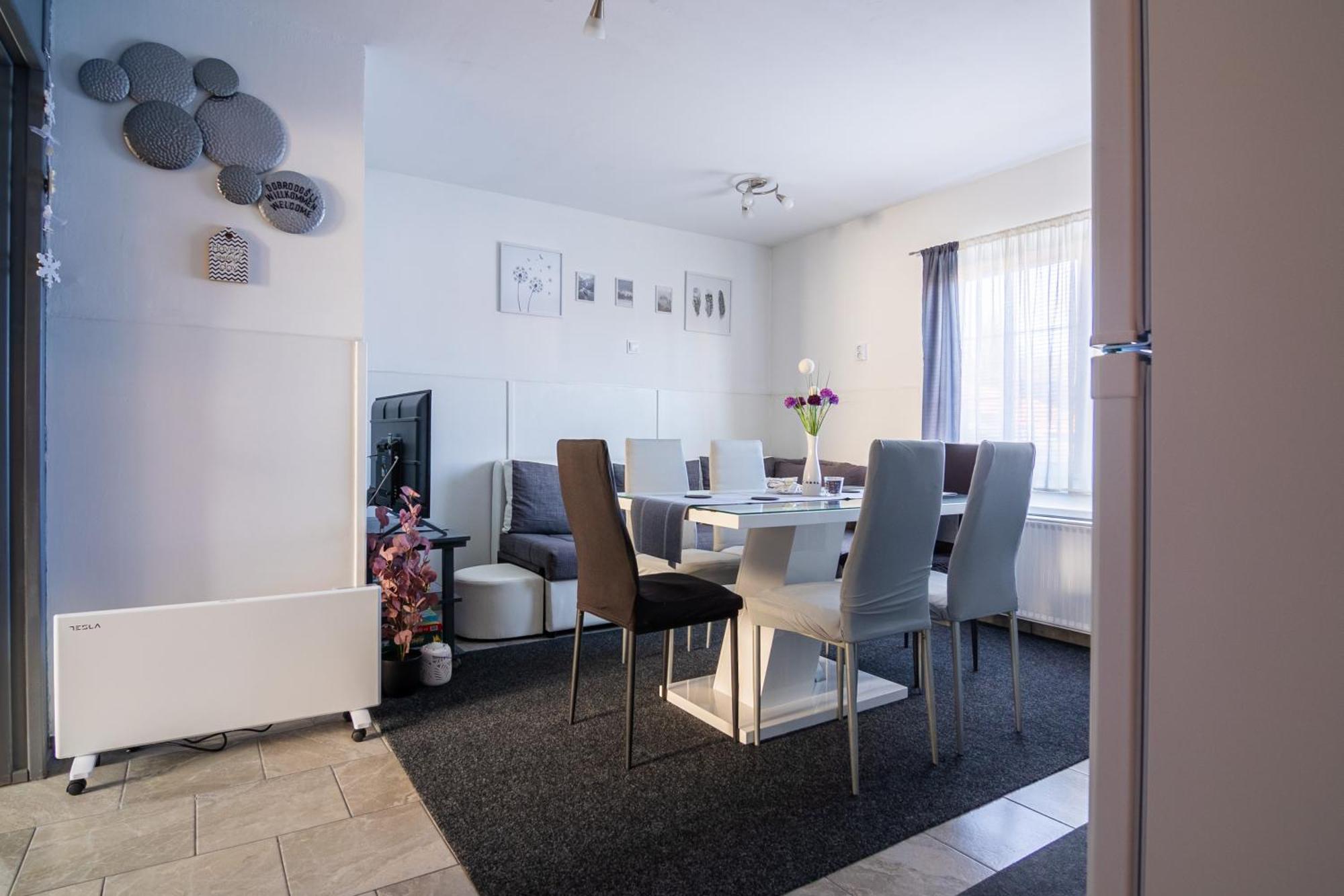 Apartma Ella Lovrenc na Pohorju Exteriör bild