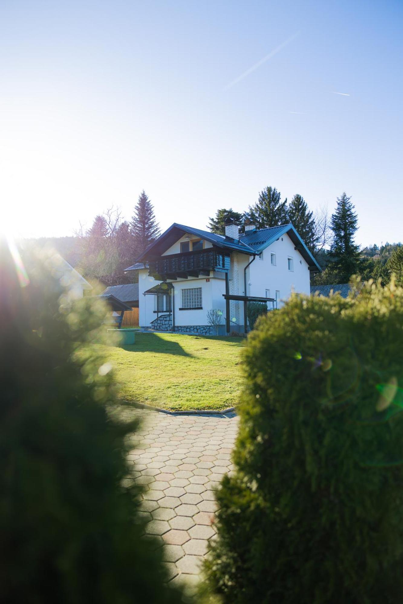 Apartma Ella Lovrenc na Pohorju Exteriör bild